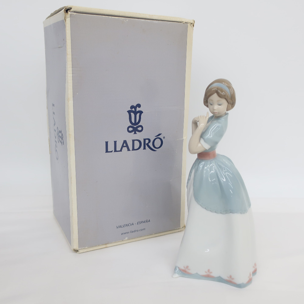 リヤドロ（Lladro） 